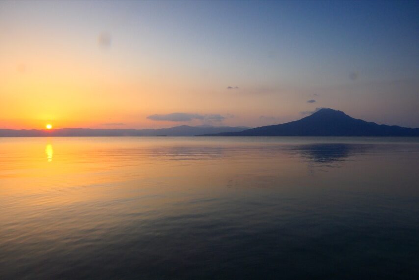 姶良市重富海岸からのご来光-1
