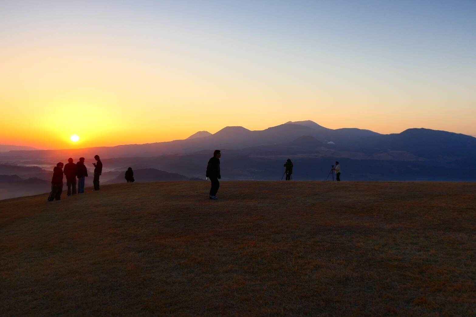 雲海を眼下に絶景のご来光-5